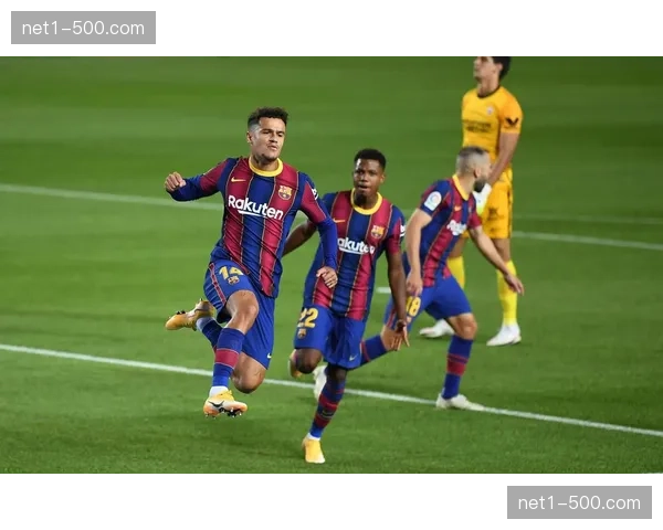 巴萨传控体系兼具速度与盘带 后腰防守漏洞待补 巴萨传控体系兼具速度与盘带 后腰防守漏洞待补