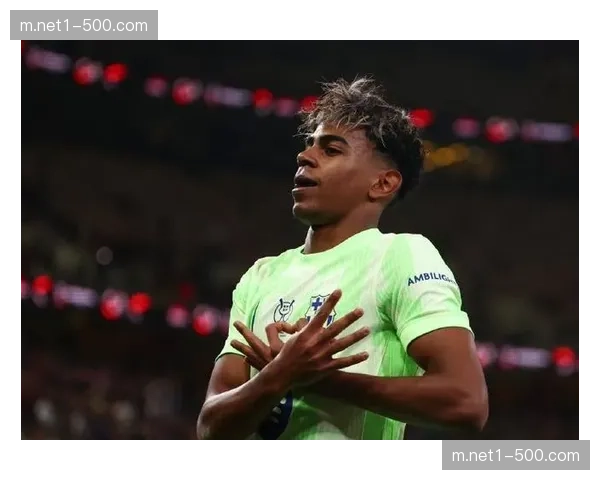 费尔明单季参与25球创新高 本场两助攻激活亚马尔攻击群